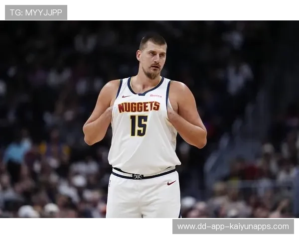 掘金约基奇统治赛场——NBA巨星的荣耀与传奇 掘金约基奇统治赛场——NBA巨星的荣耀与传奇